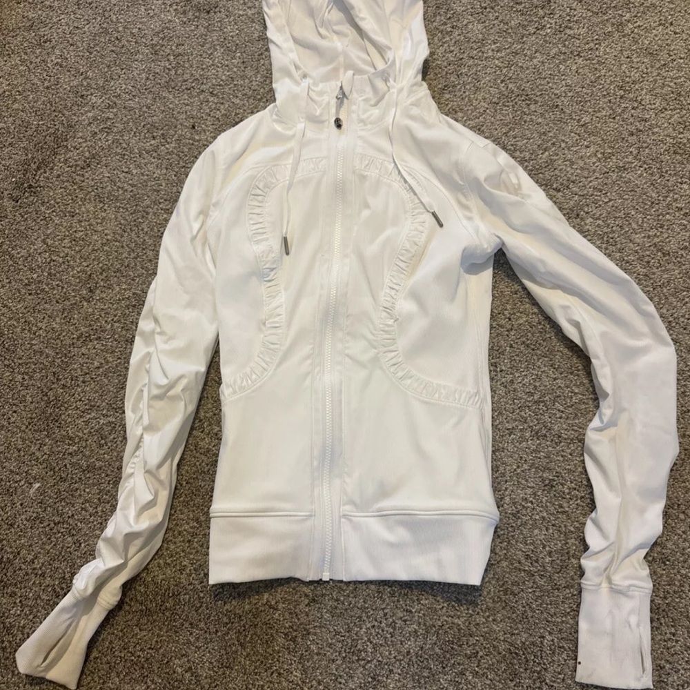 Lululemon, white womens jacket, size 4